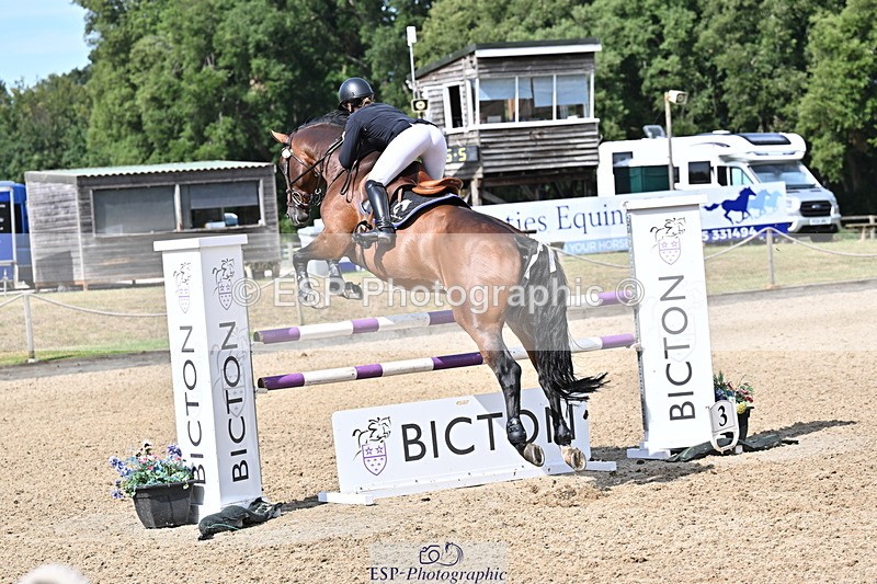 250704A-162935-12040 - Cls 23 Snr Foxhunter