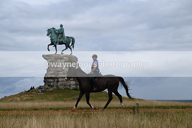 DSC_6220 - Time at Statue 12:17 to 12:44