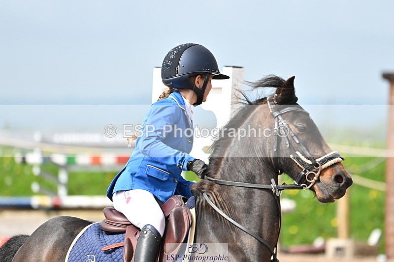 240506A-110553-08397 - Cls 3  Pony Discovery & 90cm Open