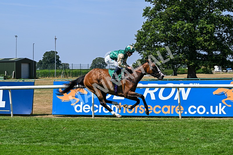160726-Race 1-Clementines Star-3890 - Race 1 13.53pm Best Ticket Deals Online @thirskraces Book Now Restricted Maiden Fillies' Stakes