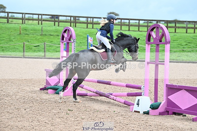 231029A-092742-02392 - 60cm Club and Schools