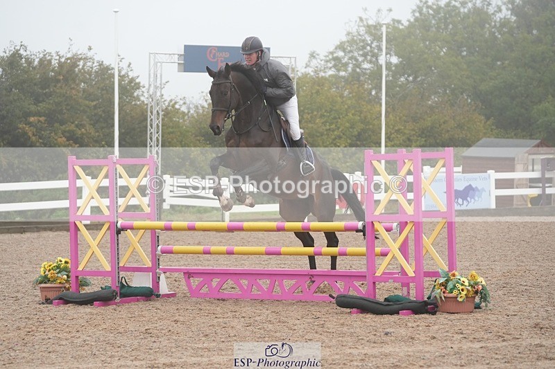 251003-104114-00096 - Cls 6 British Novice and 90cm