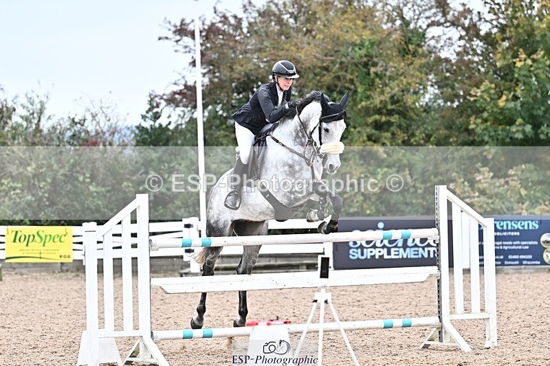 251015-151349-00858 - Cls 6 Foxhunter and 1.20m Open