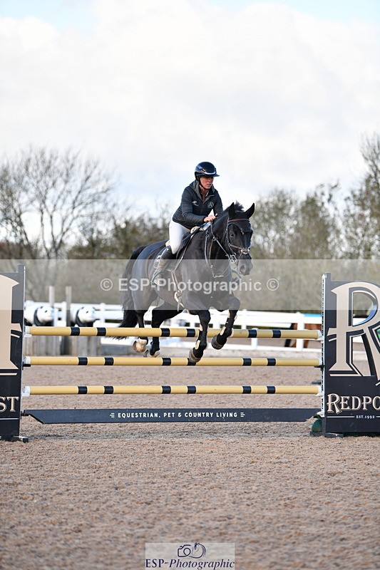 231110A-143917-00823 - Cls 6 Foxhunter & 1.20m Open
