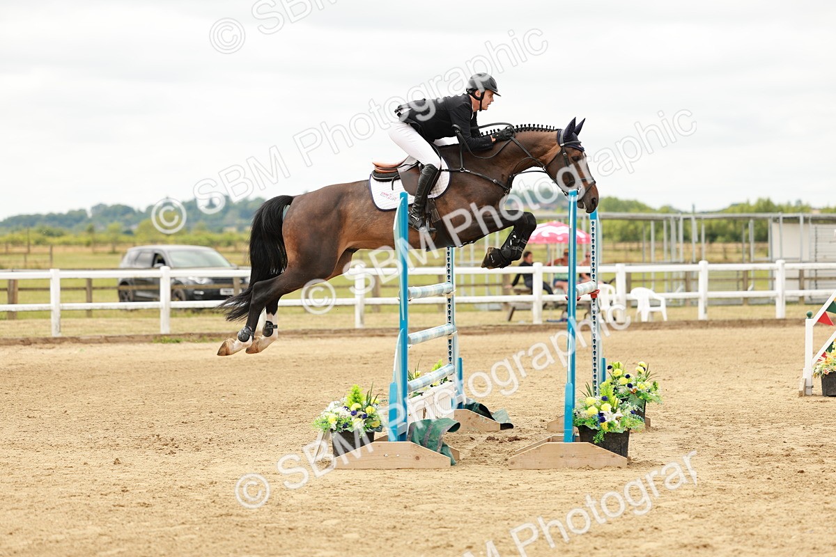 SBM_017722 - Class 21 - Senior Newcomers Championship 2d Rd