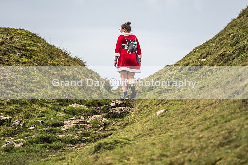 Litton-943 - Litton Christmas Cracker Fell Race (Limestone Series) Sunday 14th December 2025