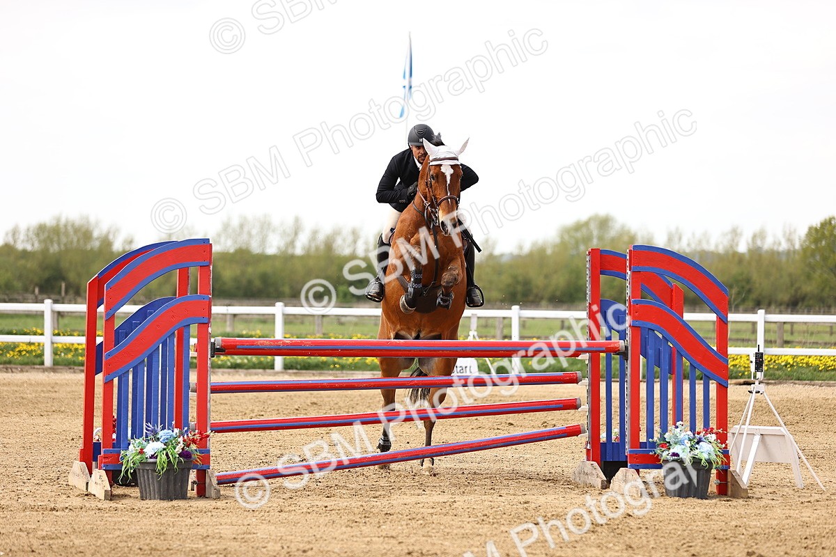 SBM_002407 - Class 11 - Senior newcomers - 1.10m