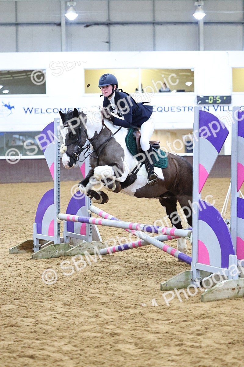 SBM_001661 - Class 4 - Festive Fences - 70cm