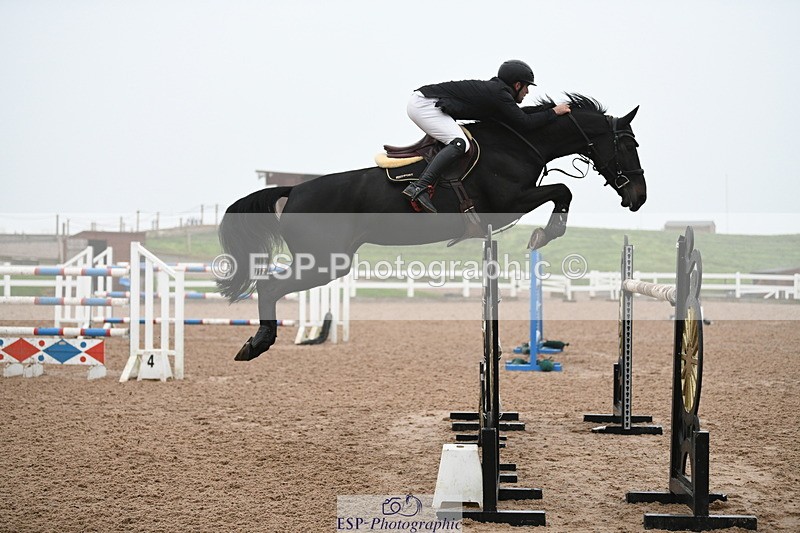 241103A-144156-08629 - SUN Cls 23 National 1.30 and 1.40m