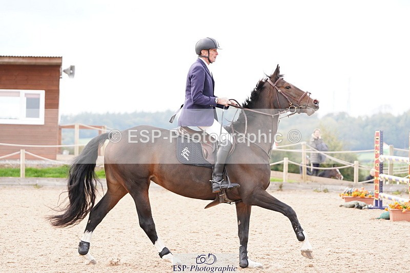 241004A-145256-00830 - Fri 04 Snr Fox & 1.20m Open