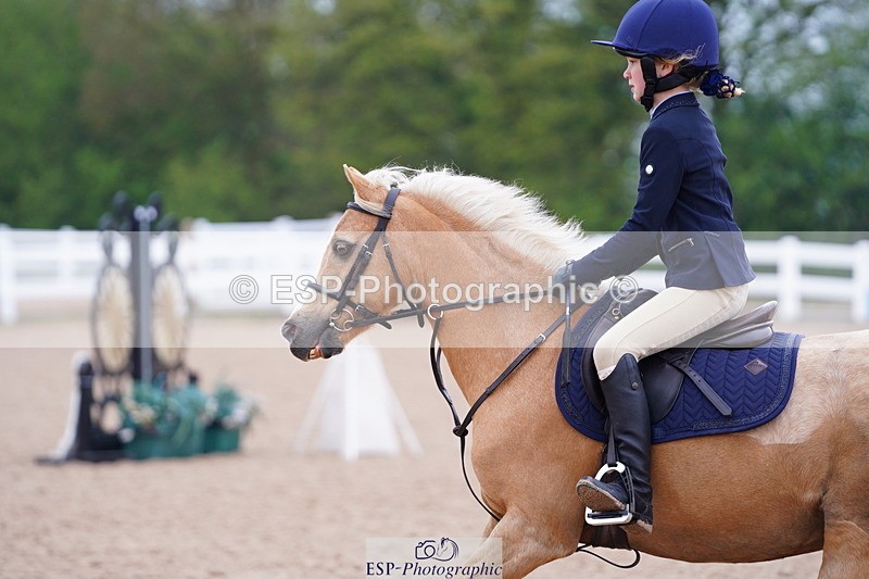 240505A-083742-03918 - Cls 11 Clear Round 50cm