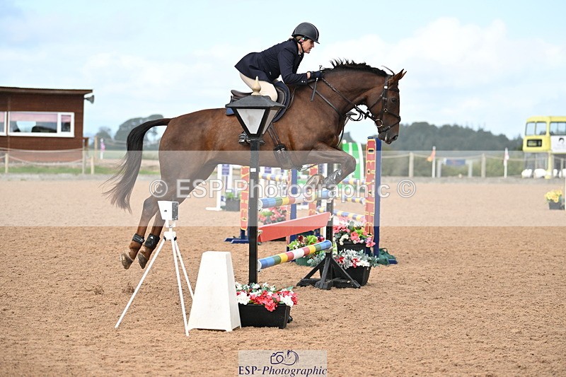 240912A-110843-00498 - Cls 2 Snr Newcomers