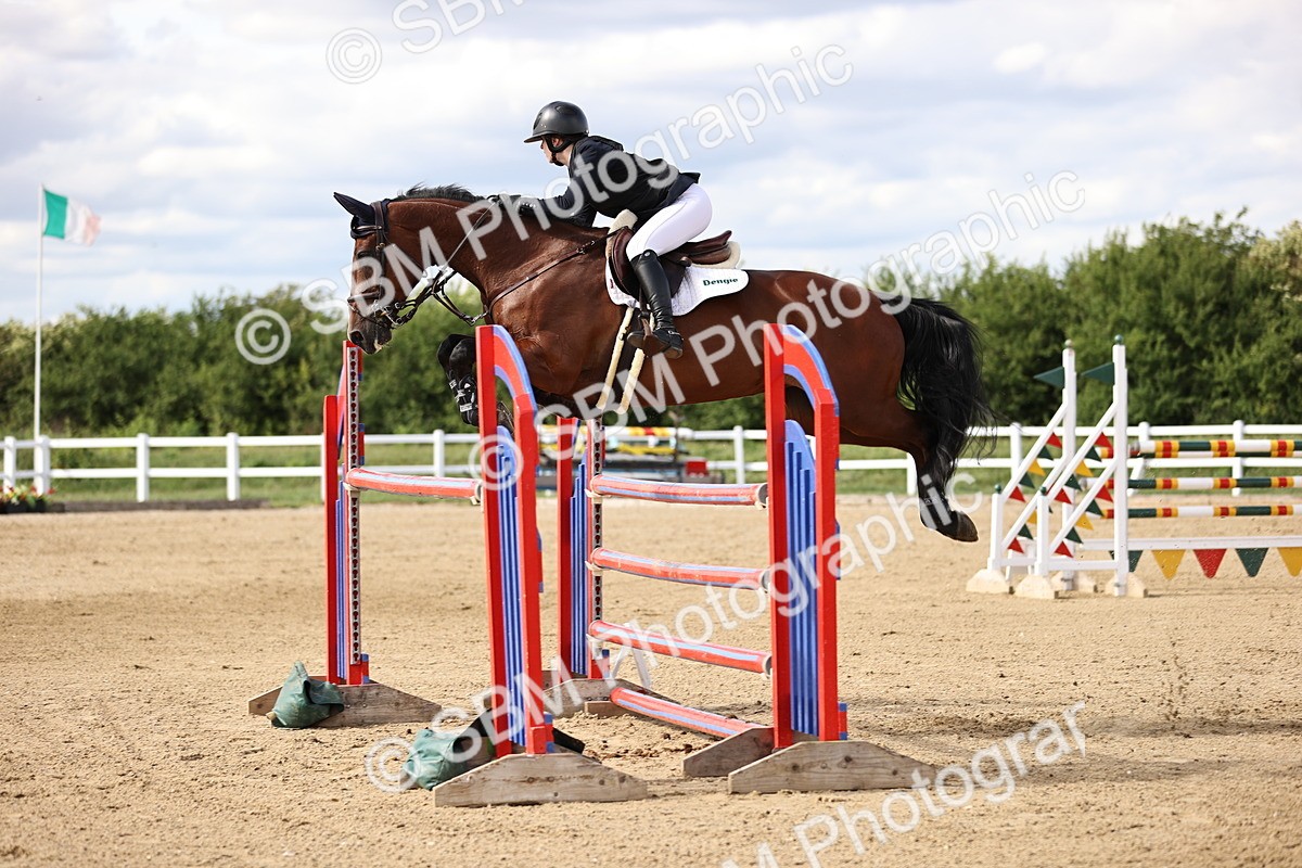 SBM_003684 - Class 13 - Senior Foxhunter - 1.20m