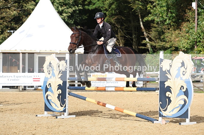 3E7A0602 - Class 13: Senior Newcomers/1.10m open