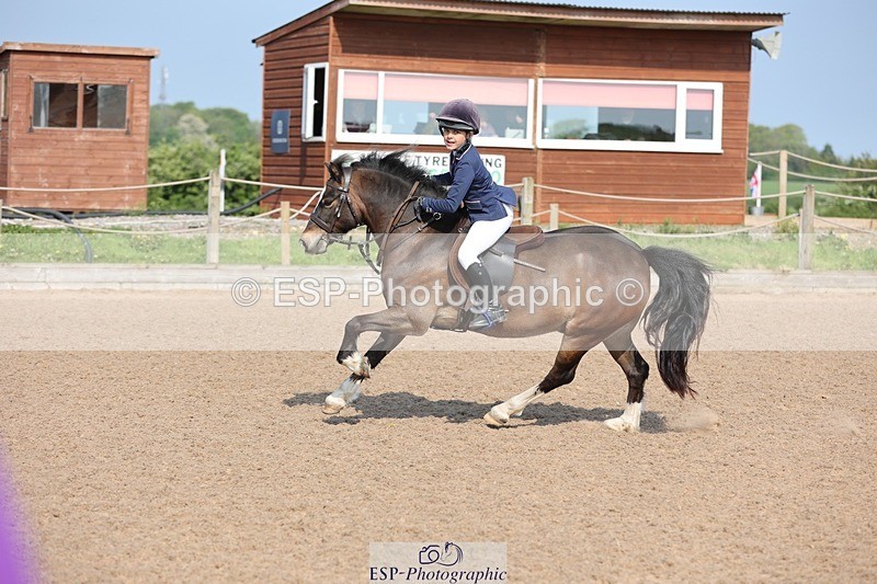 250503-092720-00010 - Cls 1 Pony Intro 70cm