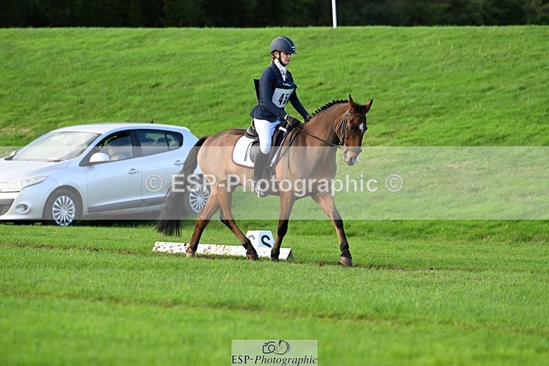 241025-102800-06027 - 450-Erin.Dovey-MONEYHILLS.PAGEANT