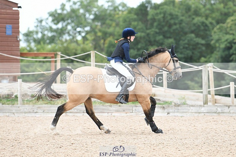 250807-103739-00221 - 80cm Round 1