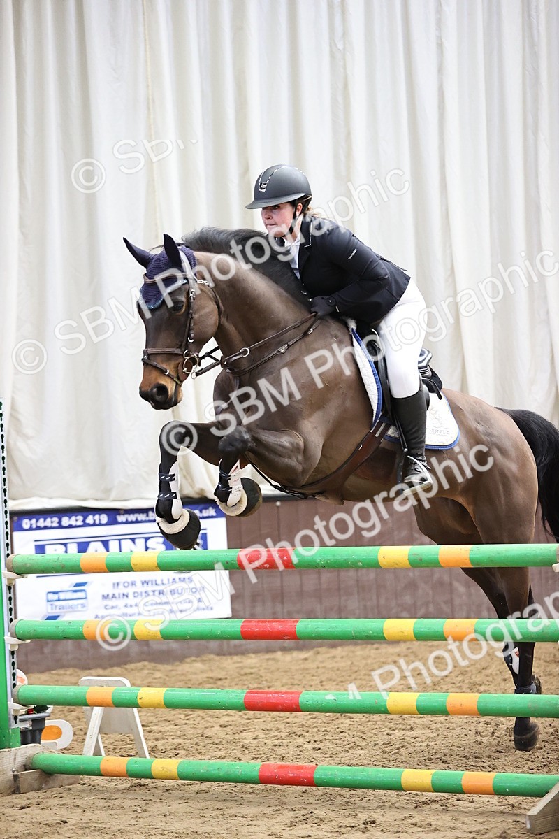 SBM_006186 - Class 16 - Senior Newcomers - 1.10m Open