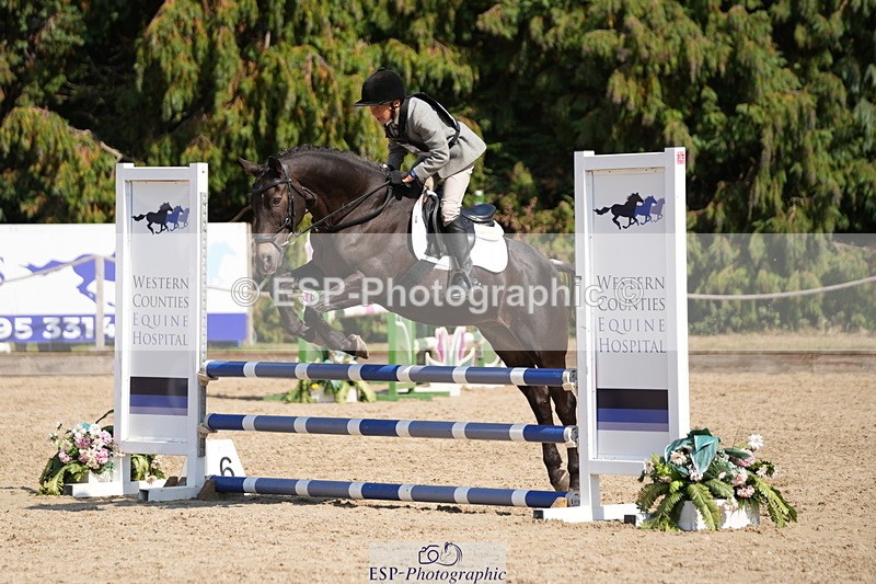 250824A-150639-38558 - 2103