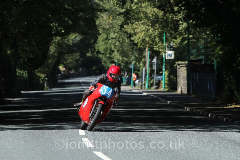 Robert Jones - Okells 350cc Classic TT