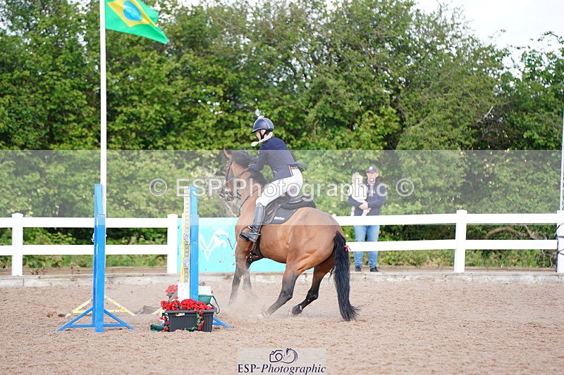 240525A-093722-05133 - Cls 13 Snr 1.05m and 1.10m