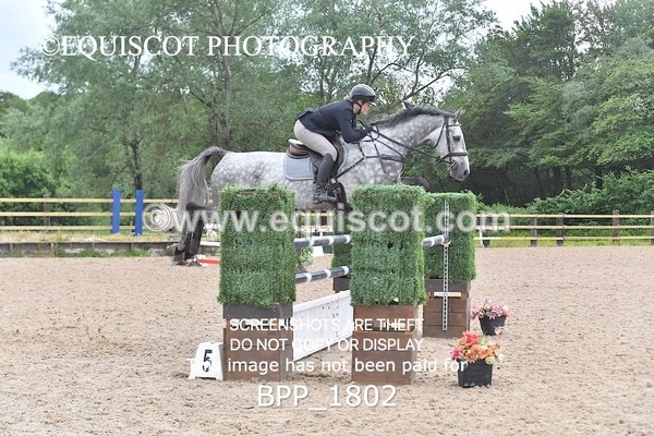 BPP_1802 - FRI CLASS 6 Senior Foxhunter/ 1.20m Open
