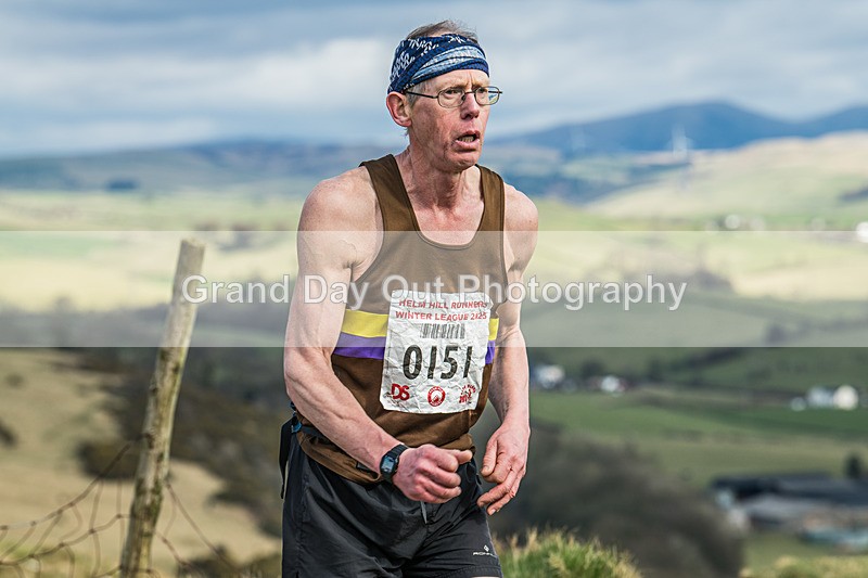 Helm Hill -530 - Kendal Winter League Helm Hill Fell Races (Under 13/15/17 & Seniors) Sunday 16th March 2025