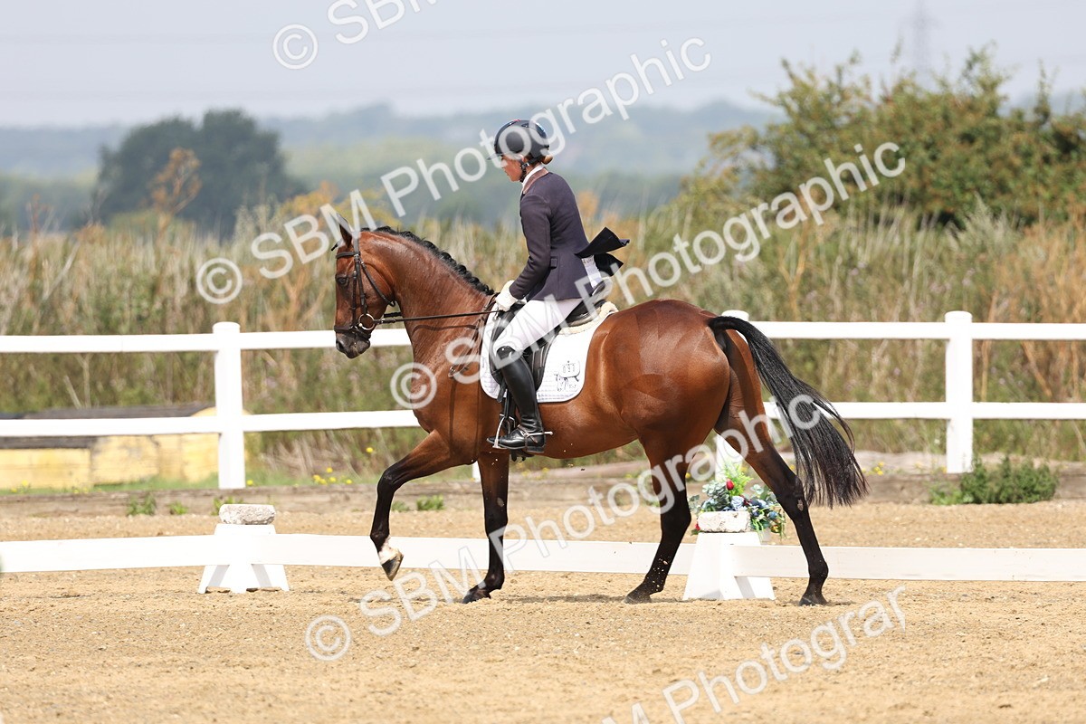 SBM_006162 - Class 6 - novice 6 - 11.50-12.46