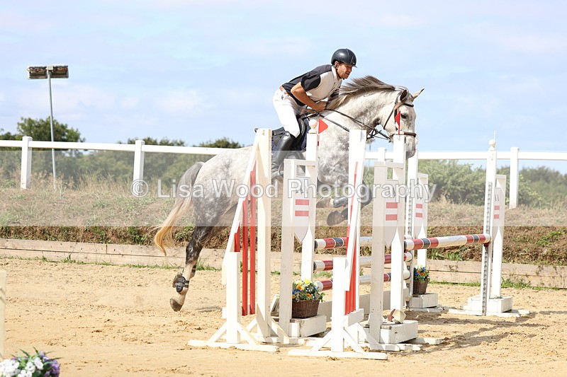 3E7A3671 - Class 4: Senior British Novice/90cm open