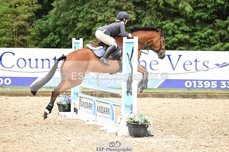 240704-101805-00585 - Cls 6 British Novice and 90cm Open