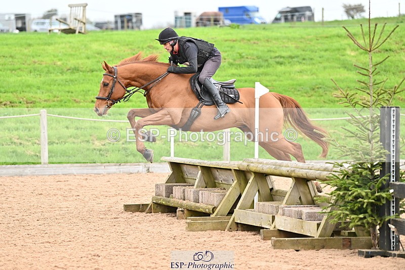 241110A-113919-00642 - 80cm 11.30 to End