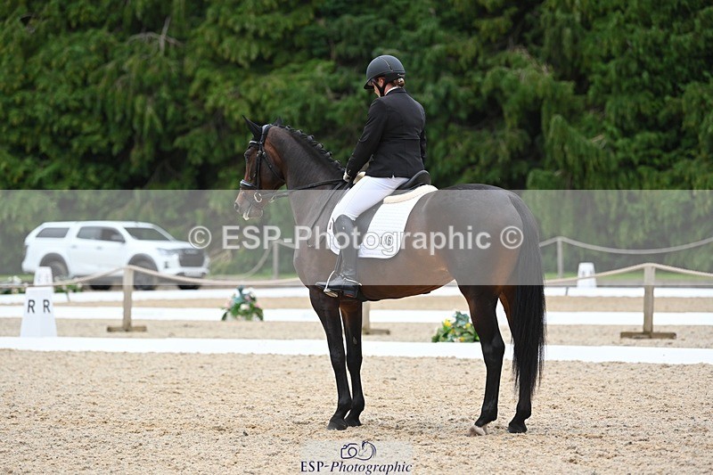 230813-175200-08757 - Cls 14 Medium Silver 16.45 to End