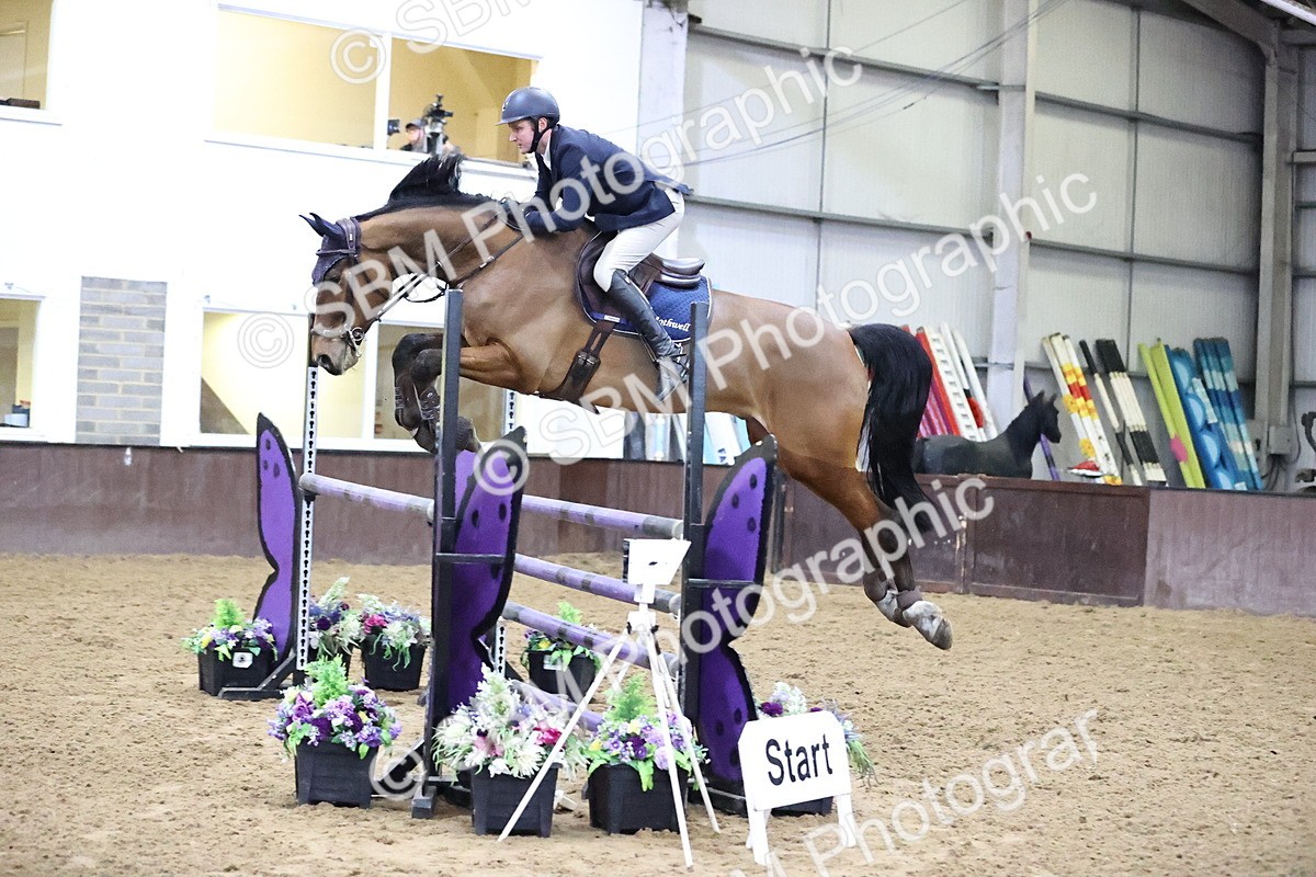 SBM_010182 - Class 25 - Equestrian Senior Foxhunter 1.20m