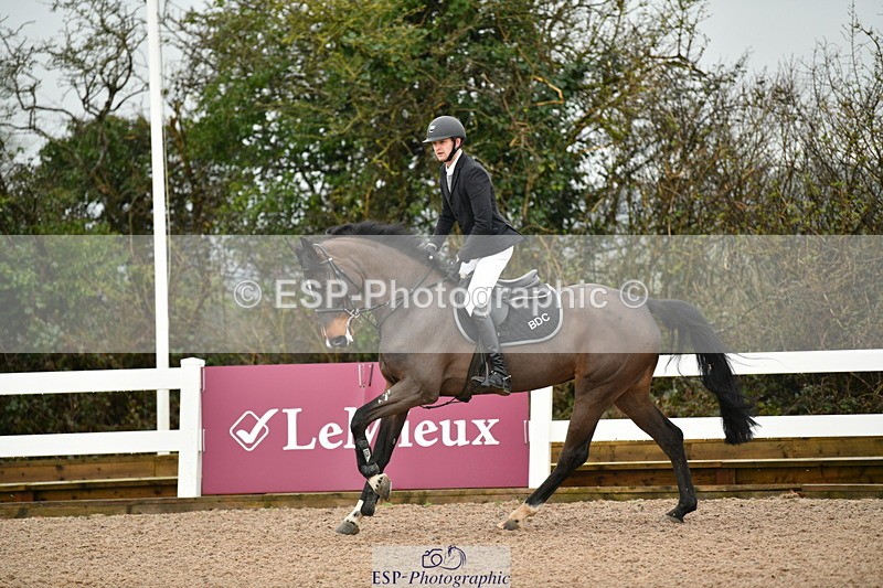 240317A-093507-04759 - Cls 30 85cm National Amateur Quali