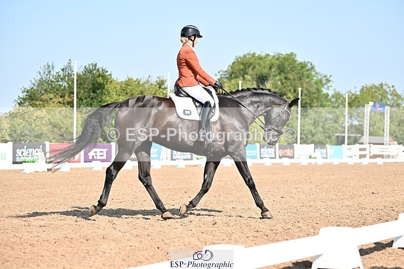 250816-102422-03126 - 118-Charlotte.DickerDevaldi's.Kiss