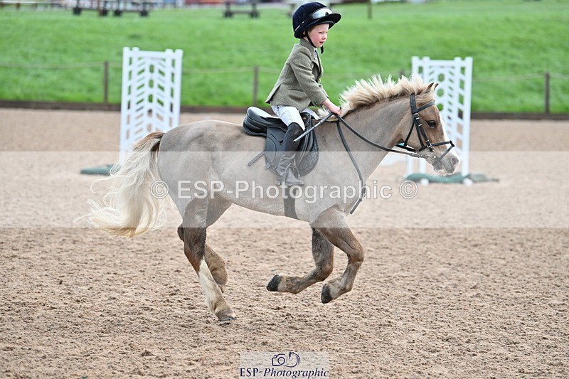 231029A-093600-02440 - 60cm Club and Schools