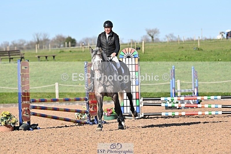 250401-165948-00231 - 70cm classes