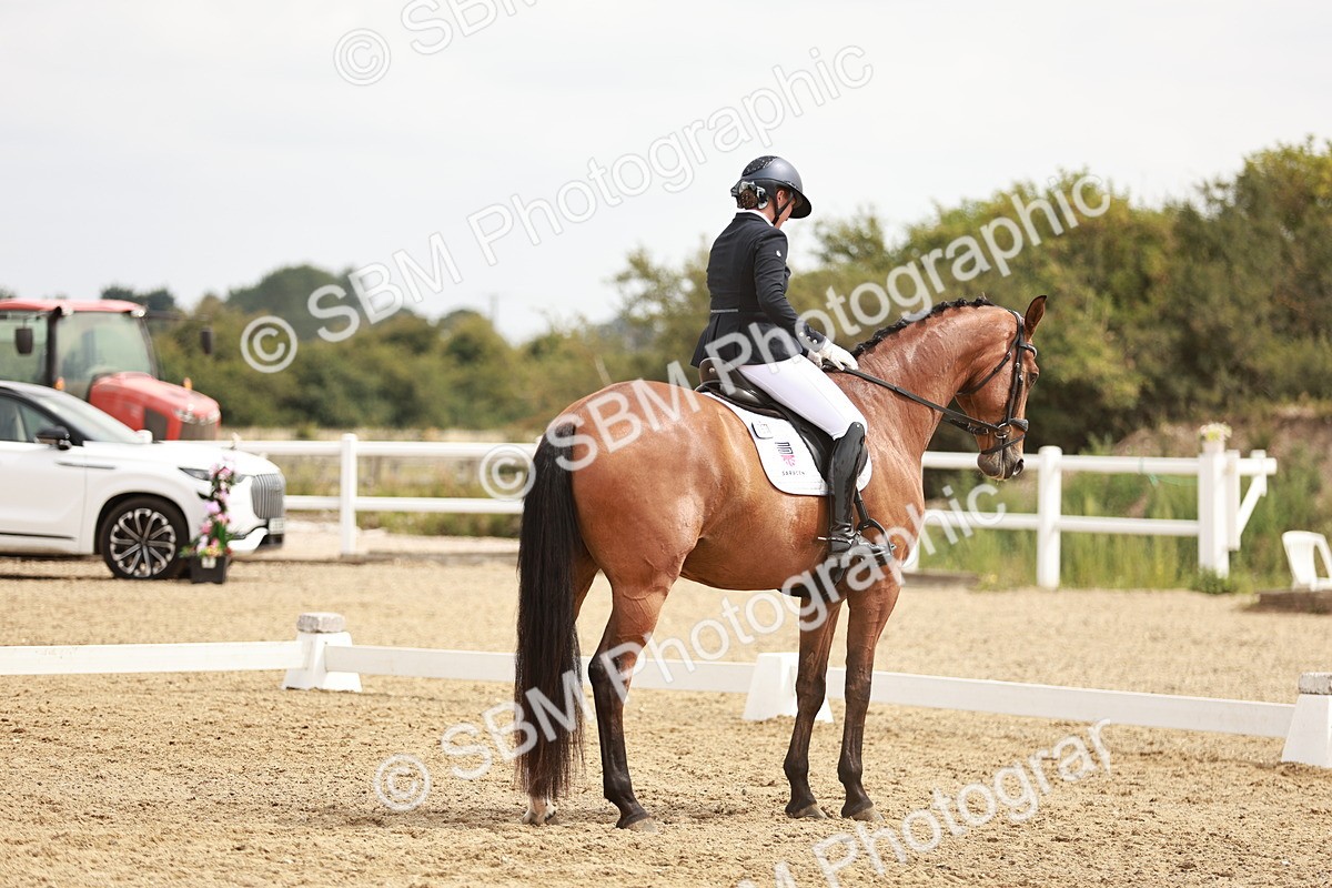 SBM_003046 - Class 6 - Novice 6 Silver - 11.34-12.20