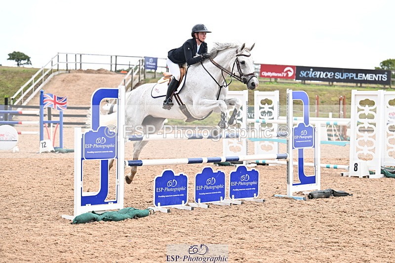 250827B-142823-00740 - Cls 6 Snr Fox 1.20m & Cls 7 1.30m