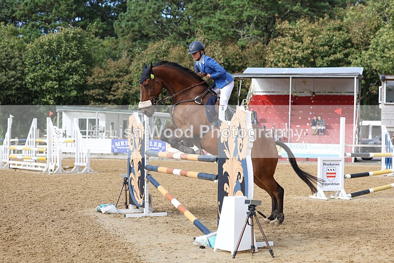 3E7A0548 - Class 13: Senior Newcomers/1.10m open