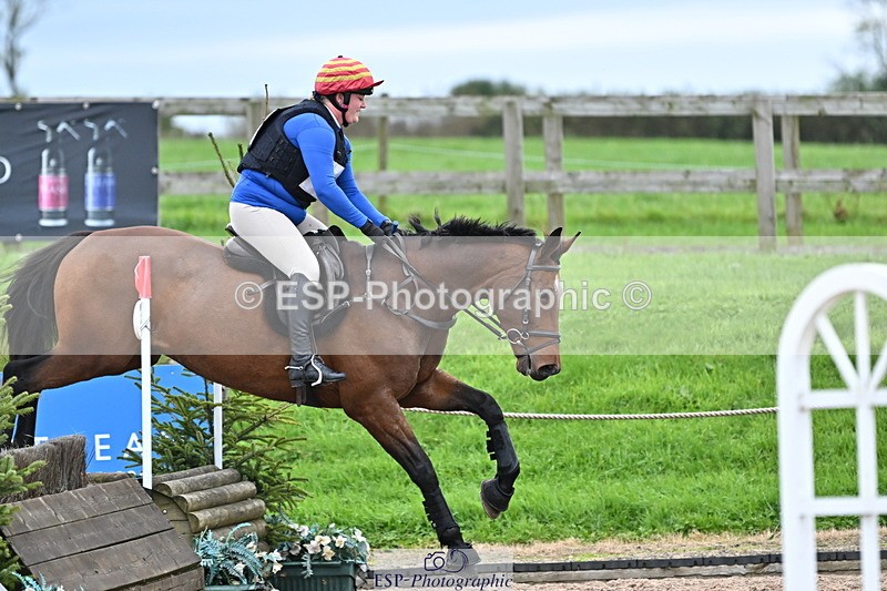 241012A-102959-00266 - 70cm