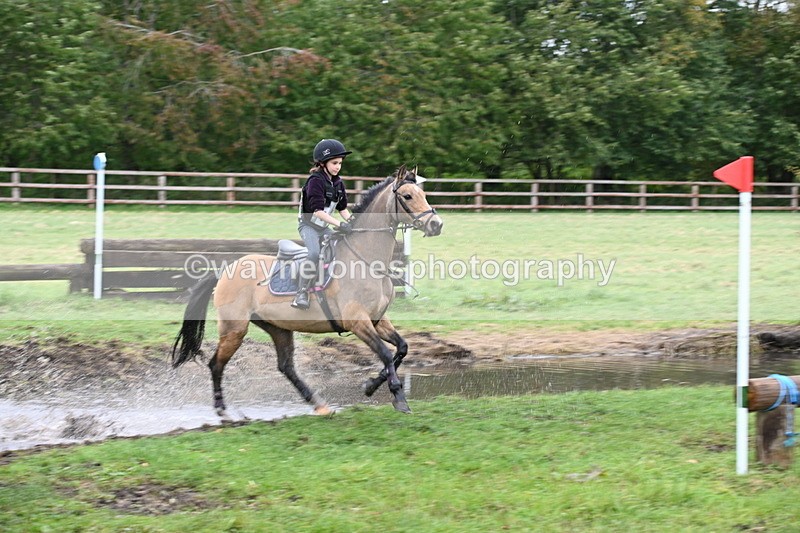 WJ6_7012 - Time at Photographer 13:06 to 13:23