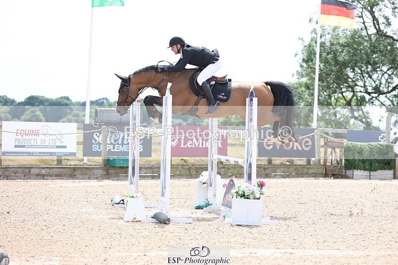 250719-150458-16456 - Cls 3, 3 Star Small Tour Break til End