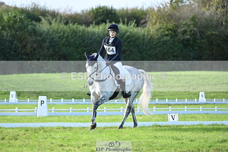 251024A-114330-09434 - F-464-Sophie.Aldrich