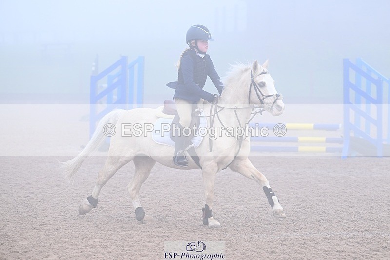 251115-093620-00326 - Cls 19 Clear Round 40cm