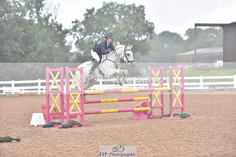 230805A-134928-00772 - Cls 10 Pony Newcomers & 1m Open