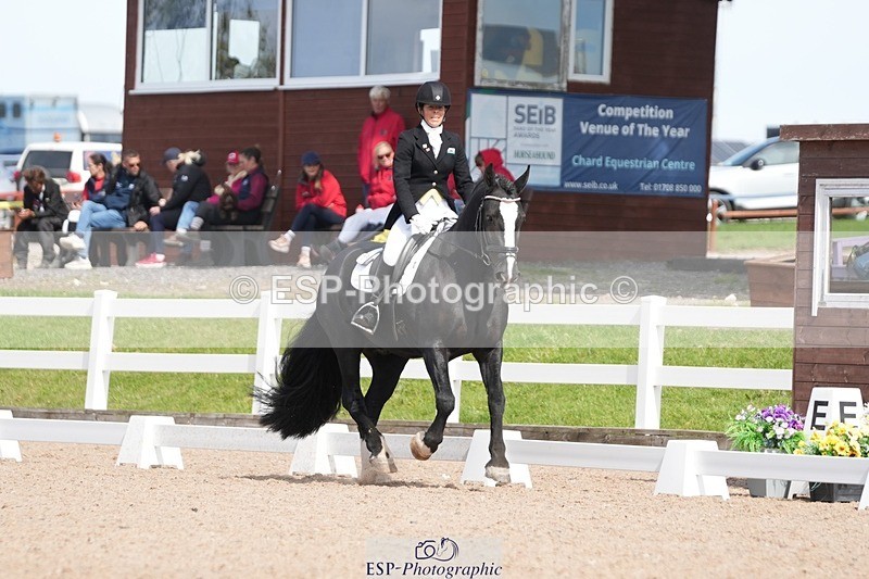 250906-140453-03861 - 021-Francesca.TurnerAlbie