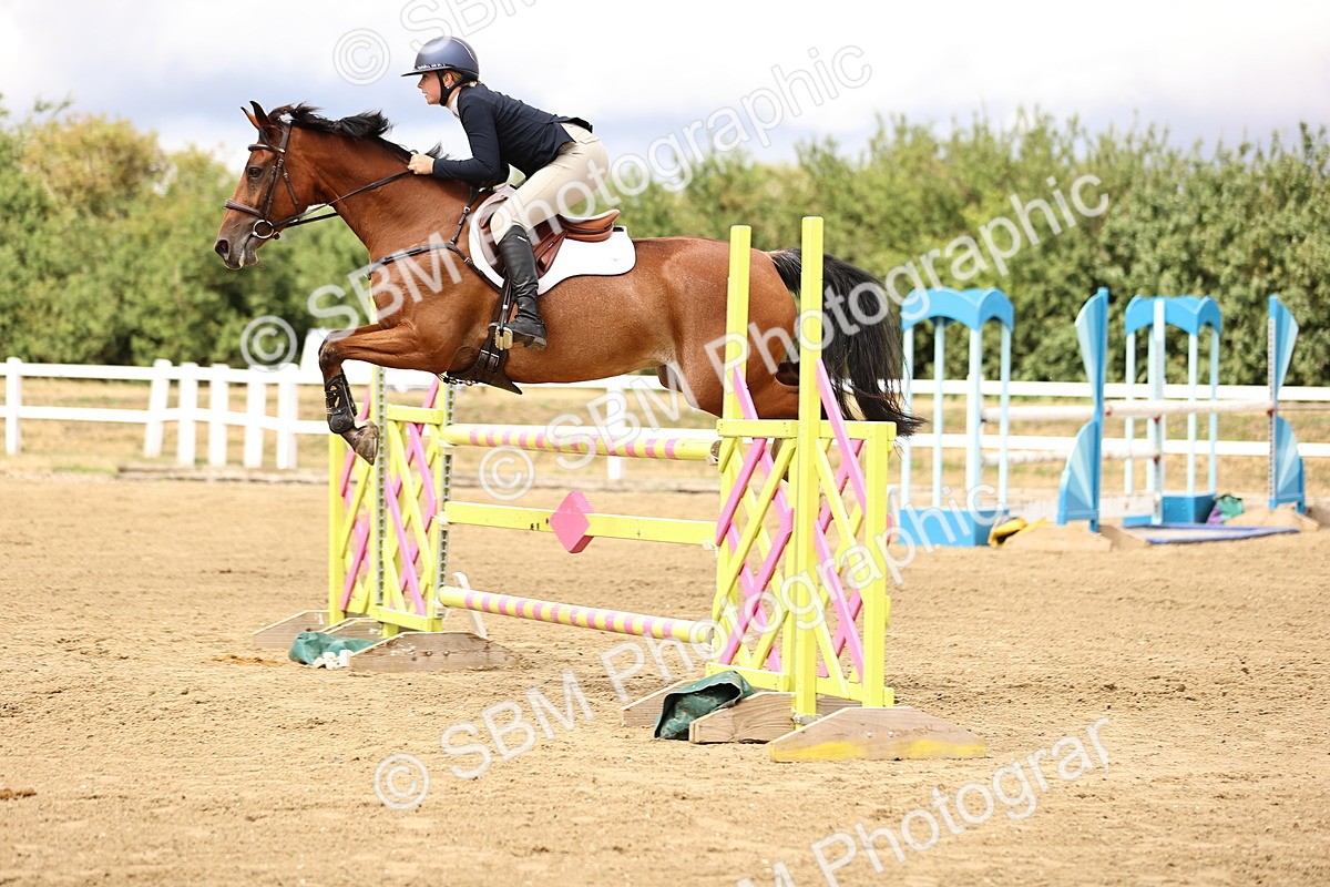 SBM_026850 - Class 13 - Senior Newcomers - 1.10m