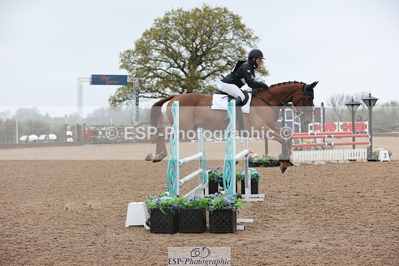 250418-095044-00536 - 065-Amy.Tough-FLYING.ORANGE