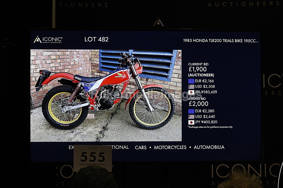 _MGL4099 - Classic Car Show NEC 2025